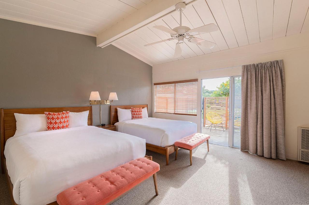 Contenta Inn คาร์เมลวัลเลย์ ภายนอก รูปภาพ